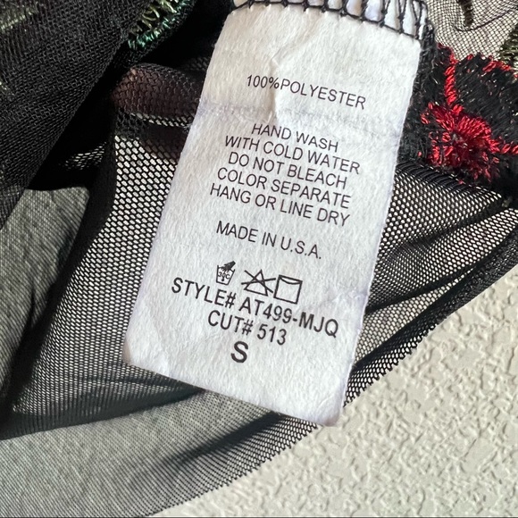 Embroidered roses sheer top - Picture 2 of 6